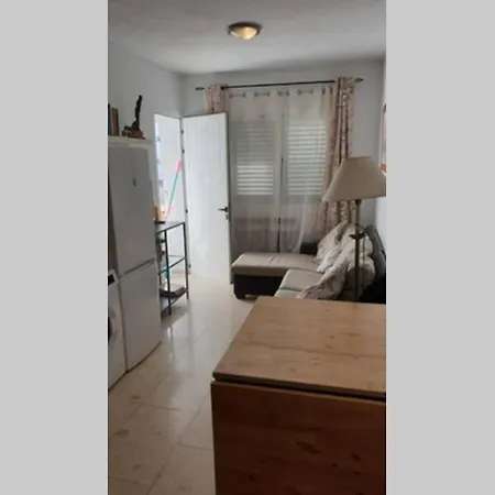 Casa Alex Rural Cottage 2 Bedroom * El Golfo